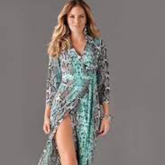 Boston Proper Dresses & Skirts - NWT Boston Proper Python Wrap Maxi Dress size 8